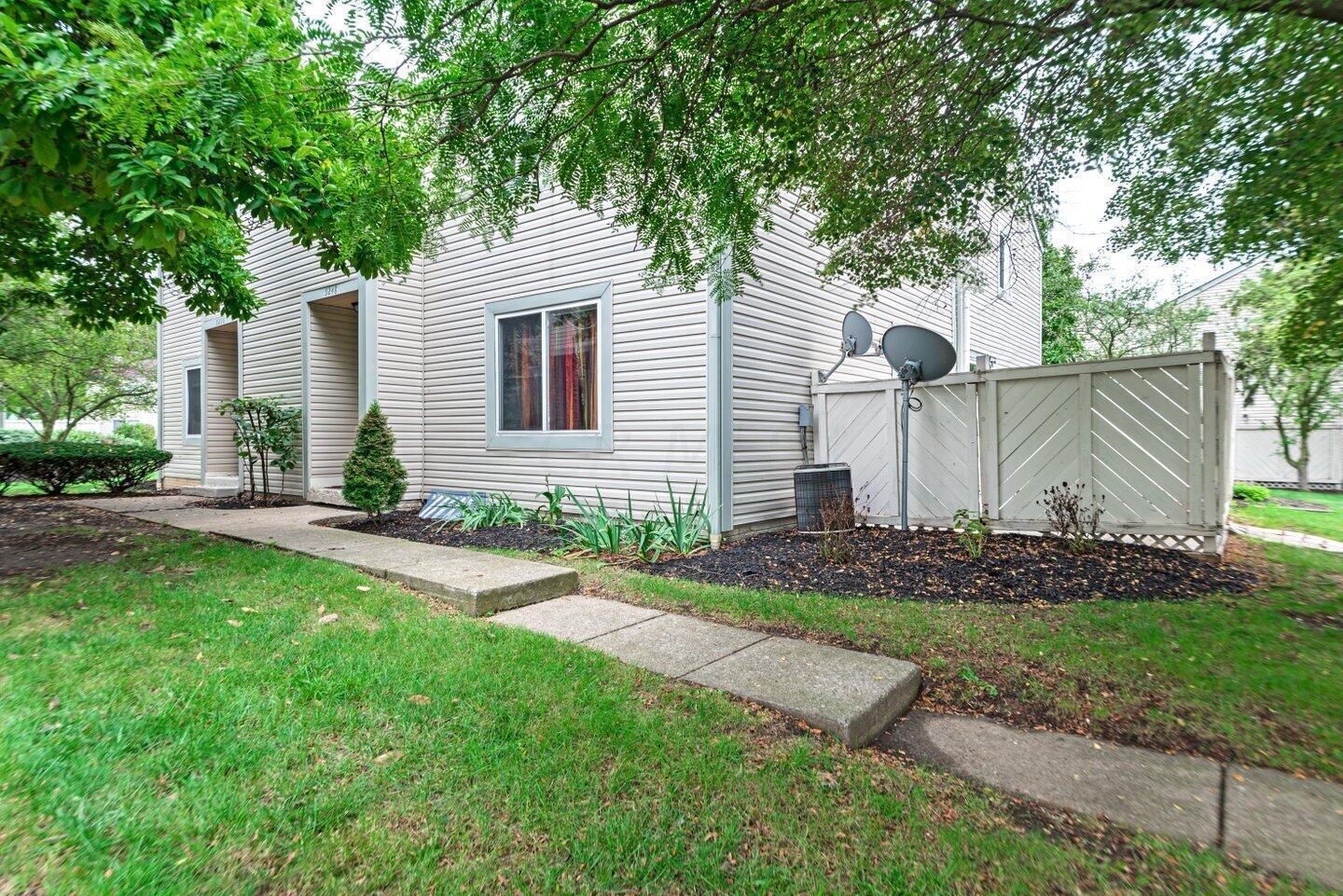 5248 Dierker Road, Unit C Columbus, OH 43220 - Photo 3 of 25