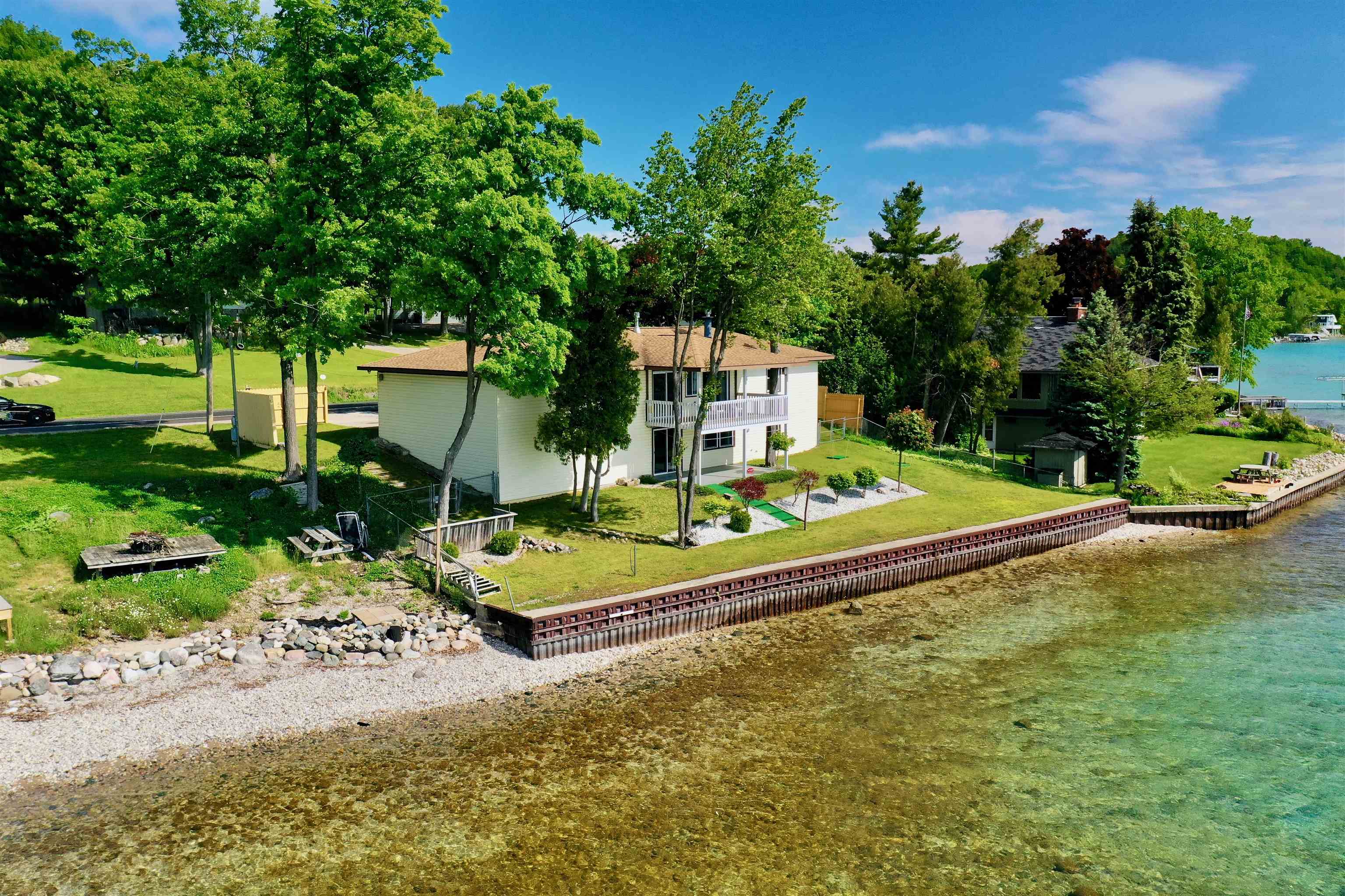 9412 Center Road Traverse City, MI 49686 - Photo 1 of 63 1900950.JPG