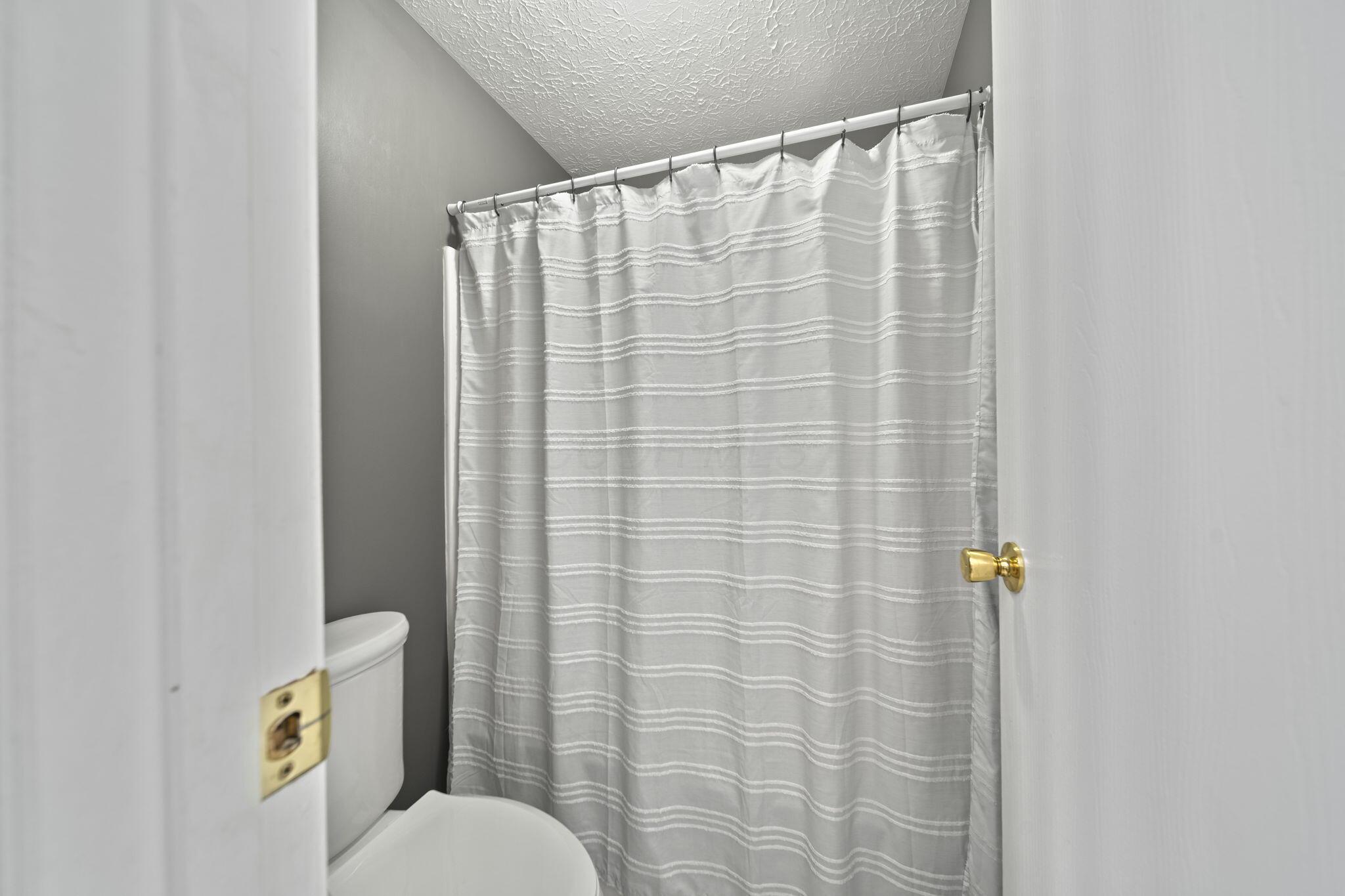 184 East Schrock Road Westerville, OH 43081 - Photo 34 of 61 Bathroom 2
