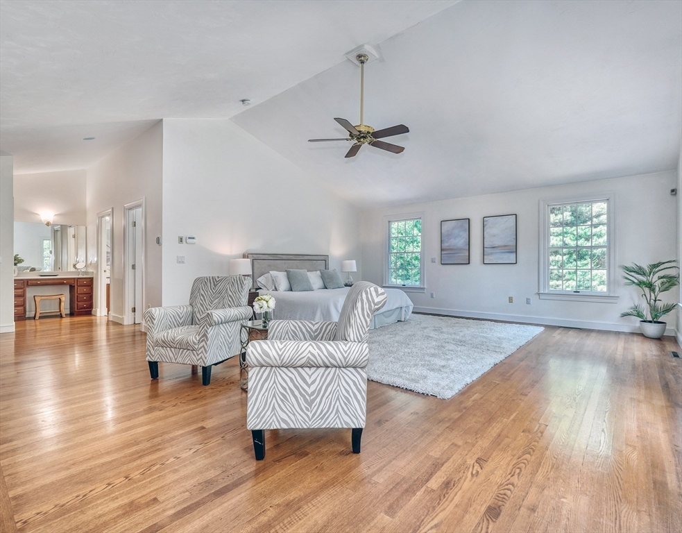 10 Garland Road Lincoln, MA 01773 - Photo 19 of 39