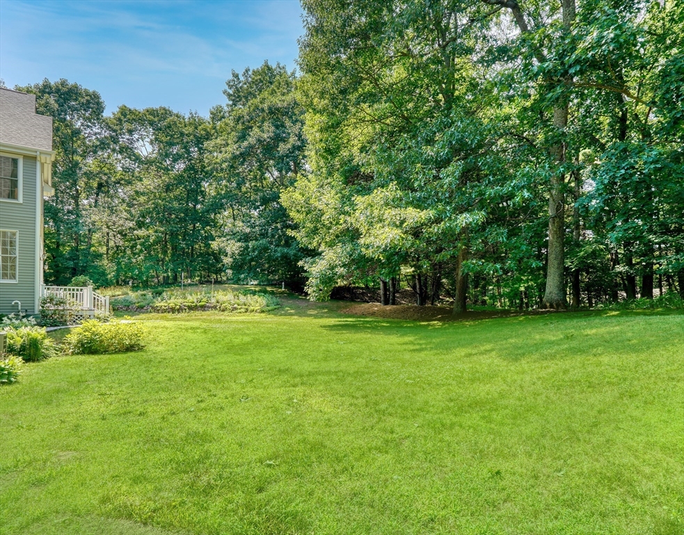 10 Garland Road Lincoln, MA 01773 - Photo 35 of 39