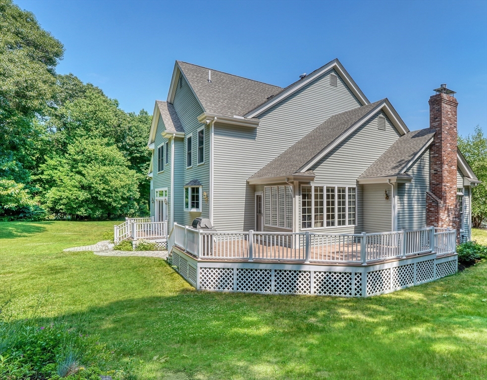 10 Garland Road Lincoln, MA 01773 - Photo 37 of 39