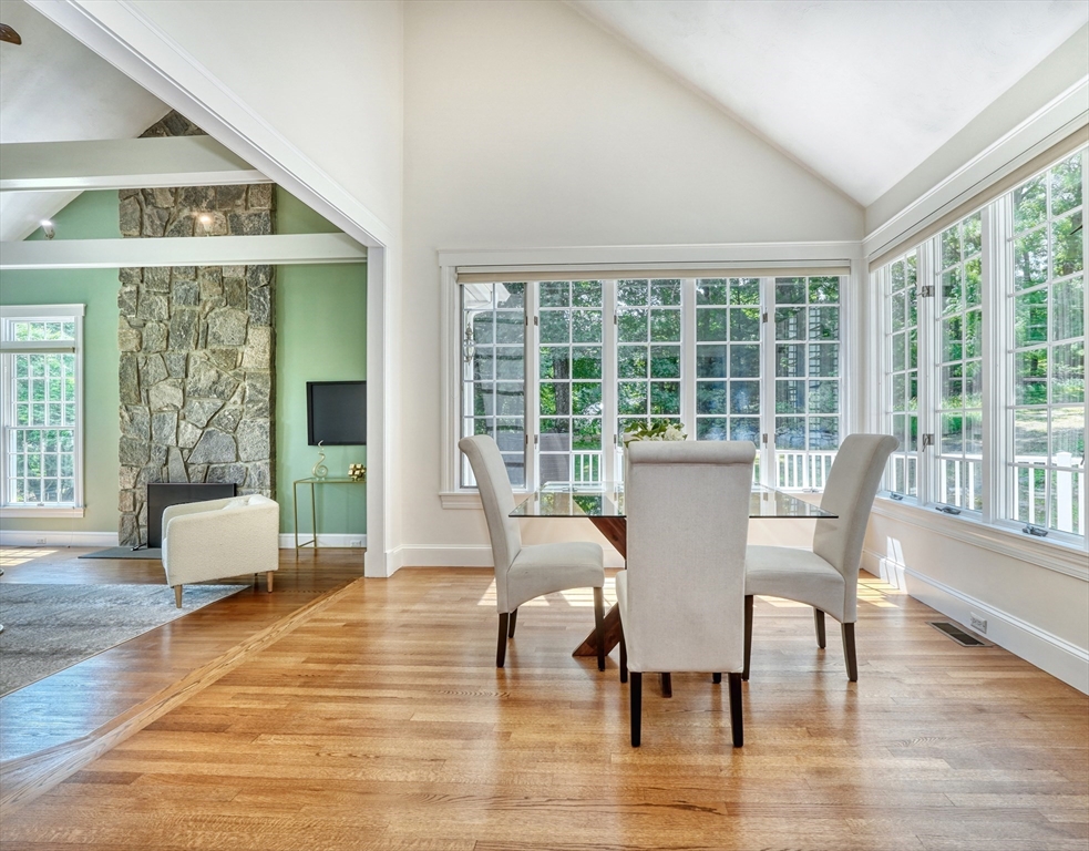 10 Garland Road Lincoln, MA 01773 - Photo 5 of 39