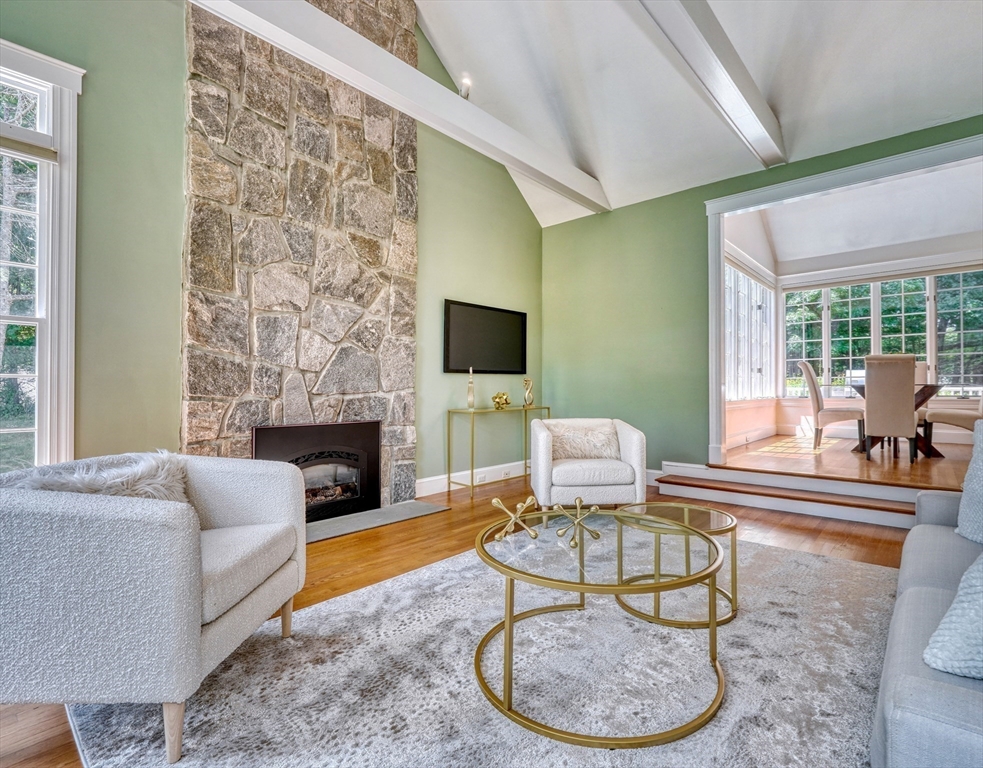 10 Garland Road Lincoln, MA 01773 - Photo 8 of 39