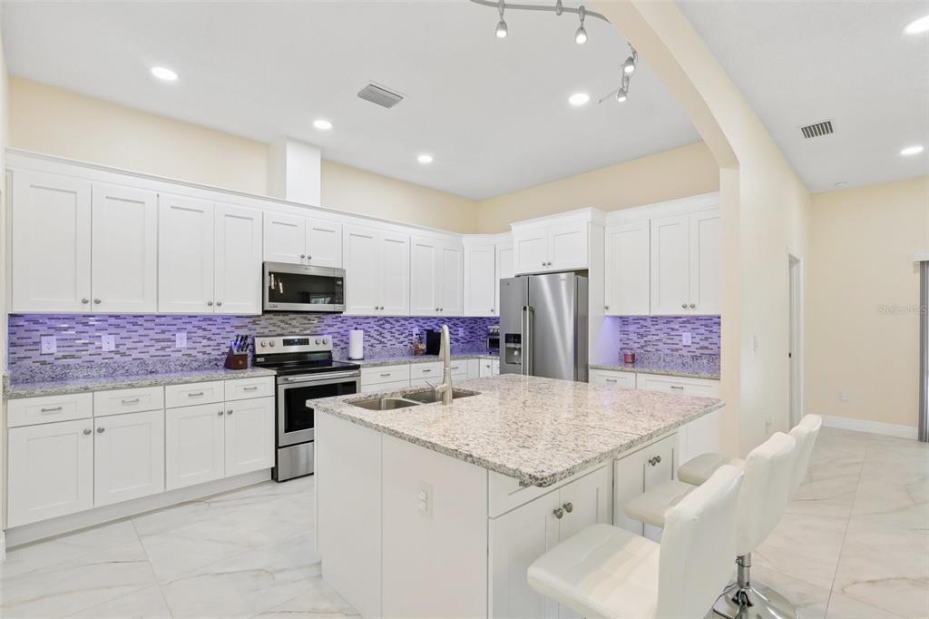 33433 Loop Court Webster, FL 33597 - Photo 15 of 69