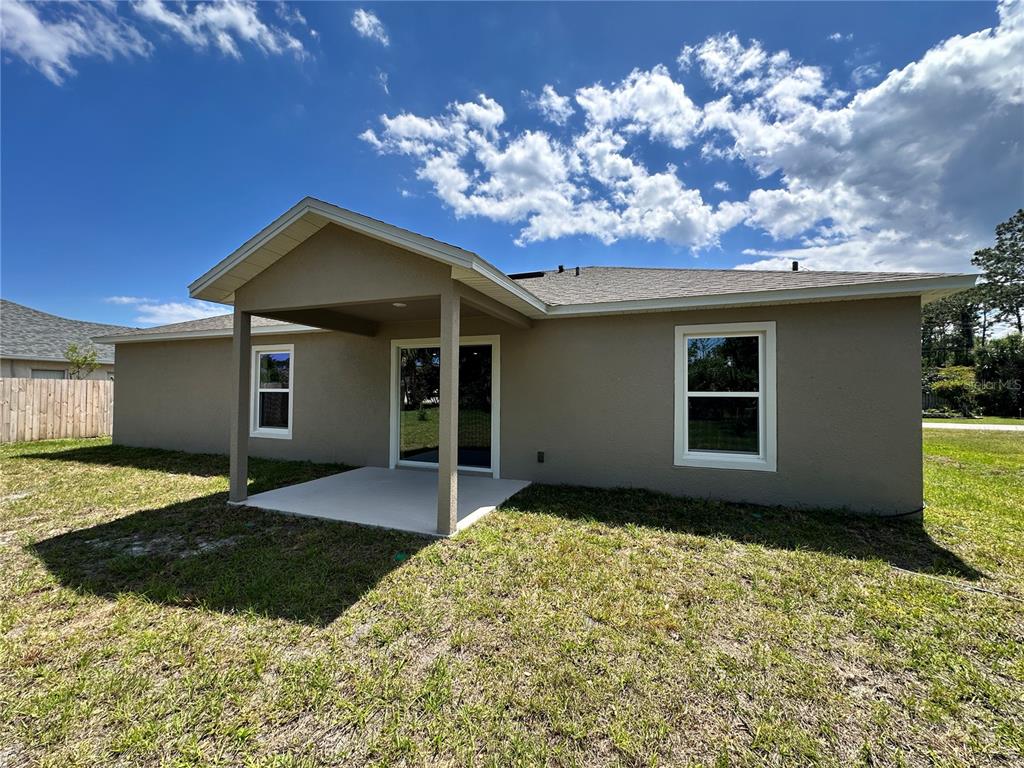 41 Round Tree Drive Palm Coast, FL 32164 - Photo 12 of 14