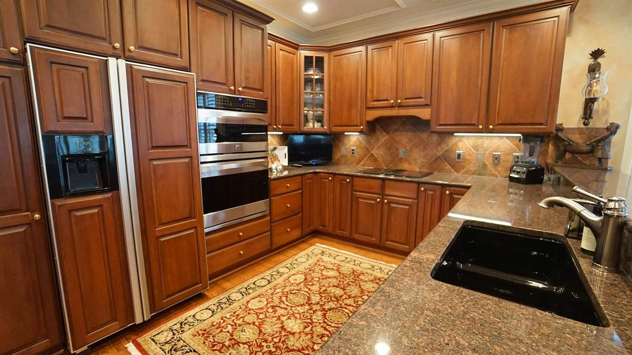 1900 Torrington Street Raleigh, NC 27615 - Photo 17 of 30 Kitchen