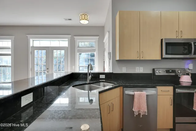 $380,000 | 715 North 4th Street, Unit 205, Wilmington, NC 28401