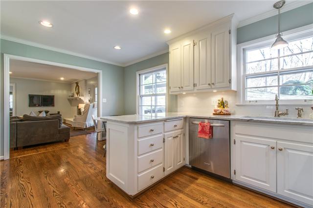5724 Knob Road Nashville, TN 37209 - Photo 10 of 20 Gallery Image 10
