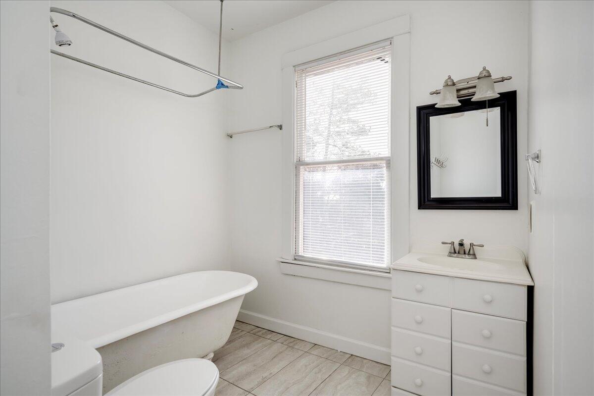 134 Broad Street, Unit B Augusta, GA 30901 - Photo 13 of 19 134 Broad Street Augusta GA 30901