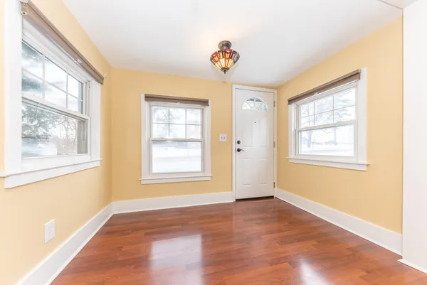 $180,000 | 209 North Ann Arbor Street, Saline, MI 48176