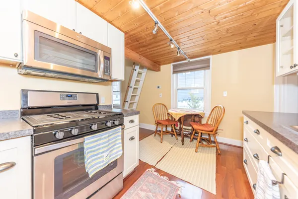 $180,000 | 209 North Ann Arbor Street, Saline, MI 48176