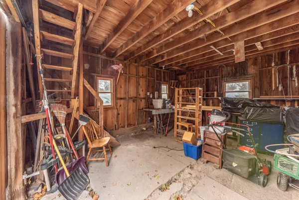 $180,000 | 209 North Ann Arbor Street, Saline, MI 48176