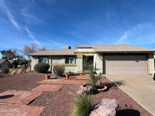 $2,350 | 10038 South 46th Place, Phoenix, AZ 85044