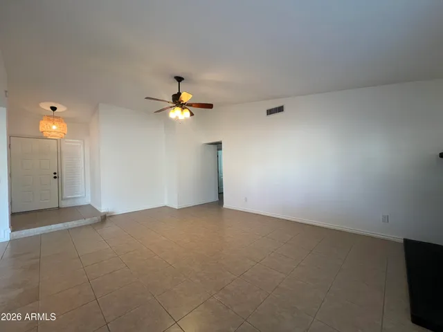 $2,350 | 10038 South 46th Place, Phoenix, AZ 85044