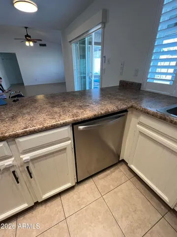 $2,350 | 10038 South 46th Place, Phoenix, AZ 85044