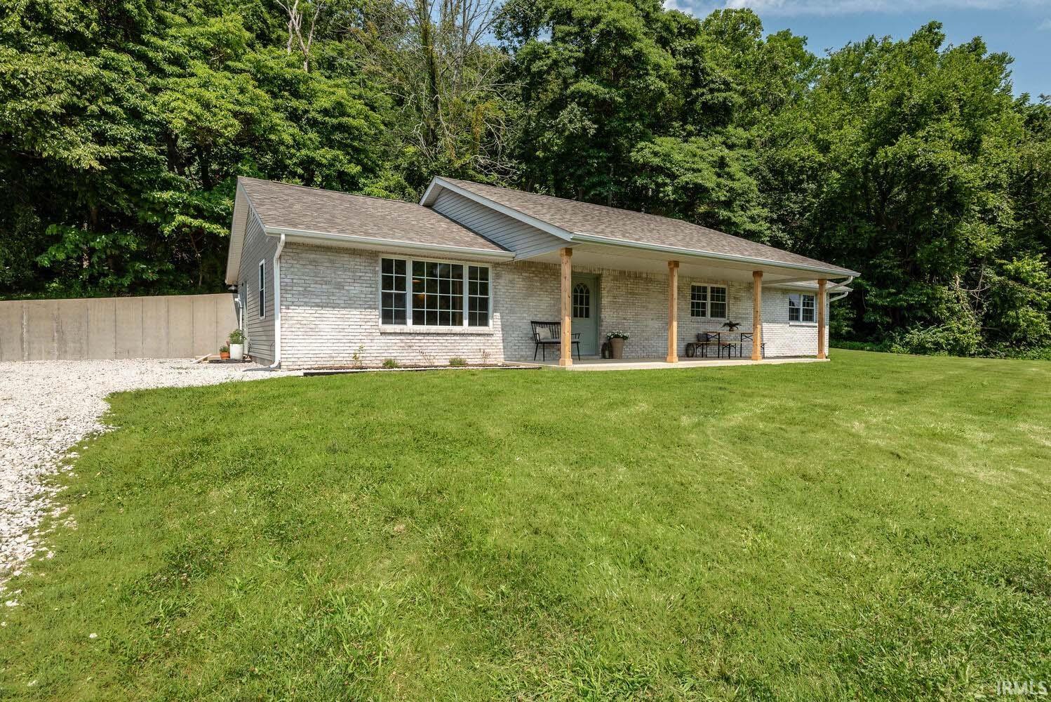 834 South Rockeast Road Bloomington, IN 47403 - Photo 1 of 31