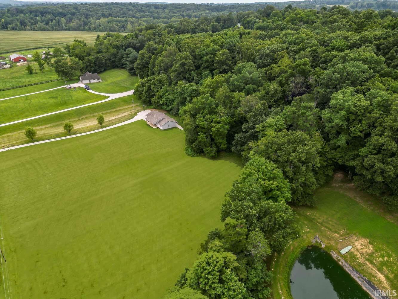 834 South Rockeast Road Bloomington, IN 47403 - Photo 2 of 31