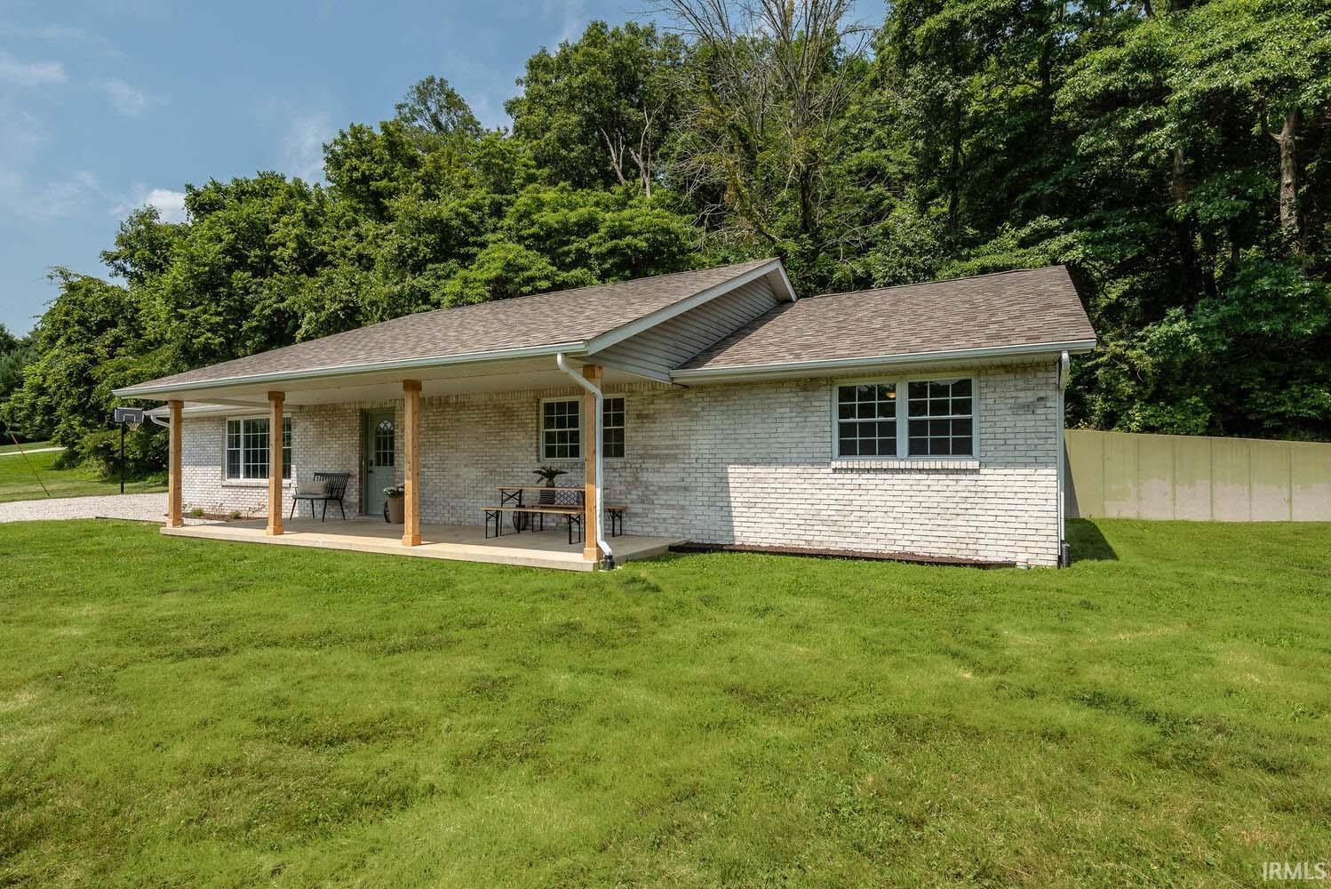 834 South Rockeast Road Bloomington, IN 47403 - Photo 29 of 31