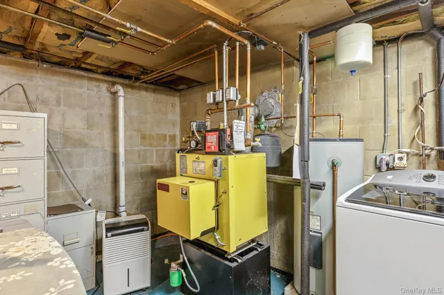 a view of a storage & utility room
