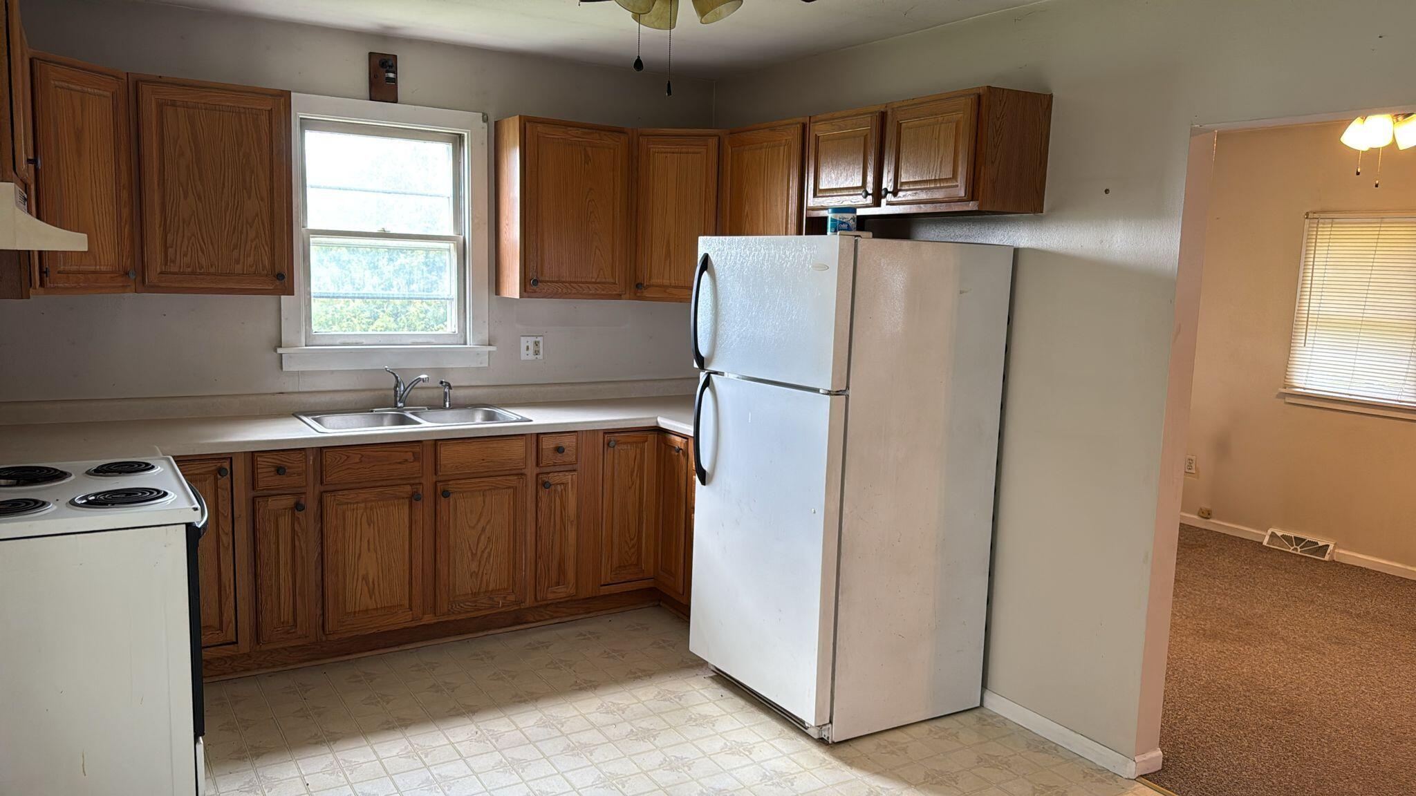 3817 68th Street Raymond, WI 53126 - Photo 12 of 20 Kitc