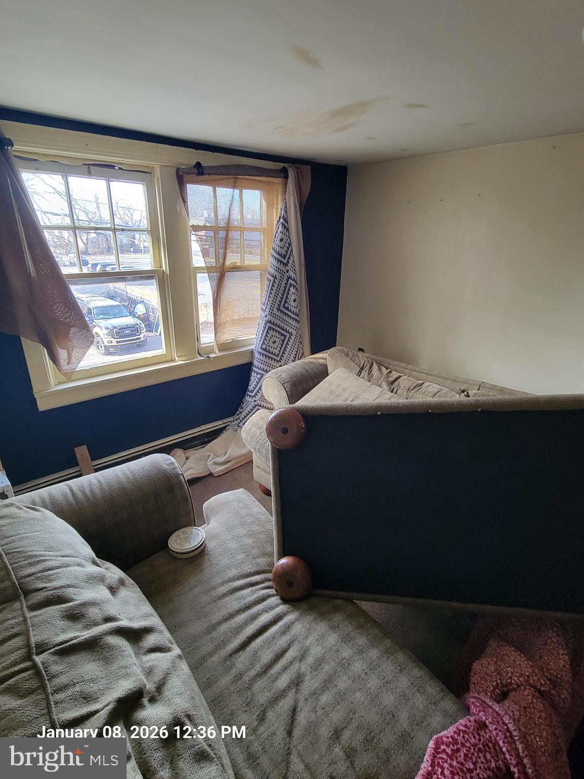 811 Washington Avenue Croydon, PA 19021 - Photo 26 of 35 a living room with furniture window and a couch