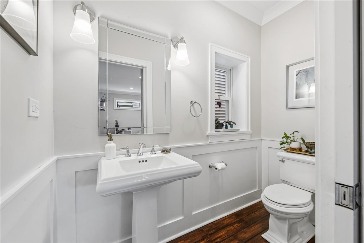 3739 North Ridgeway Avenue Chicago, IL 60618 - Photo 10 of 34