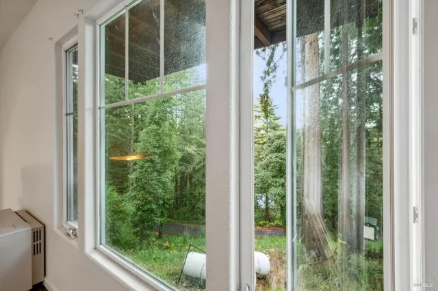 $649,000 | 17506 Summit Avenue, Guerneville, CA 95446