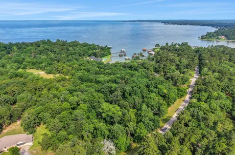 $1,695,000 | 231 Ridge Cove Lane, Coldspring, TX 77331