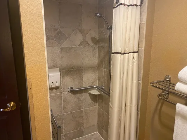 $152,000 | 2411 River Road, Unit 2136, Wisconsin Dells, WI 53965