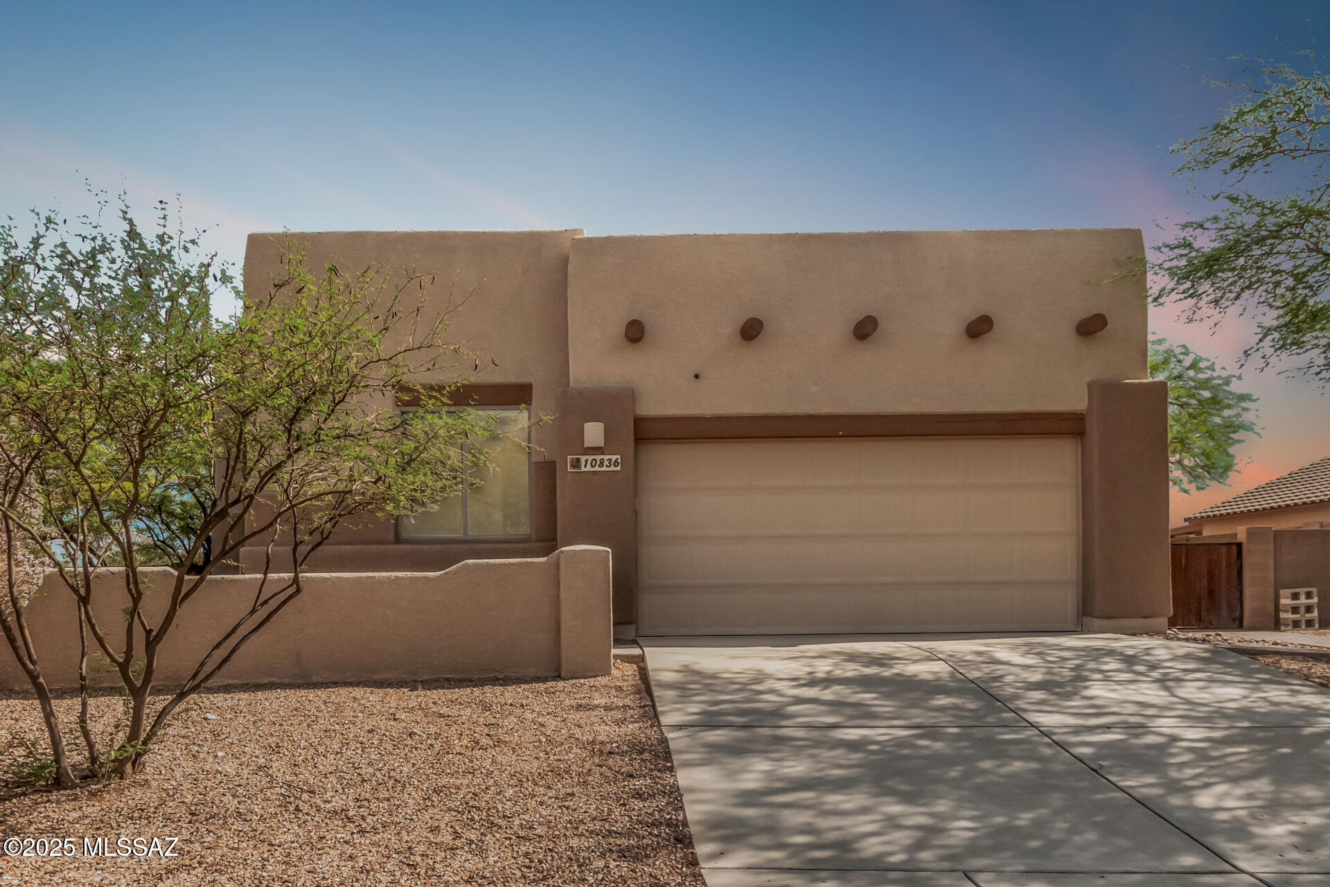 10836 South Heart Break Ridge Place Vail, AZ 85641 - Photo 5 of 42