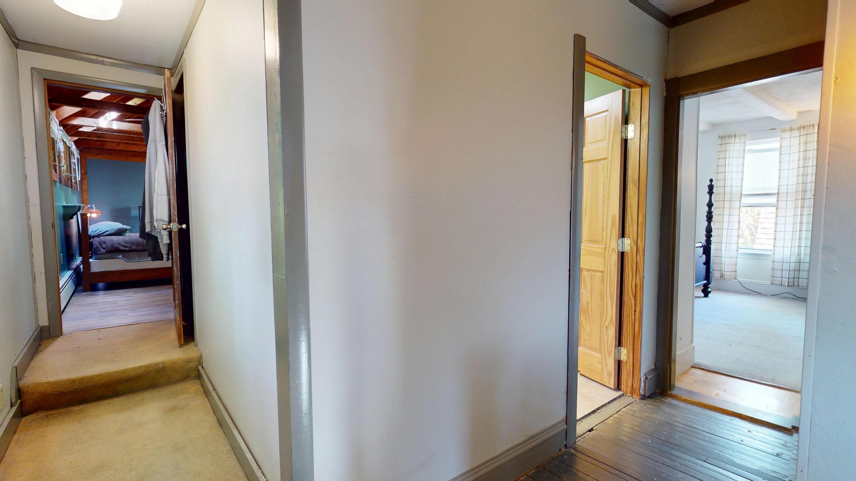 19 Russell Street Bangor, ME 04401 - Photo 18 of 33 16