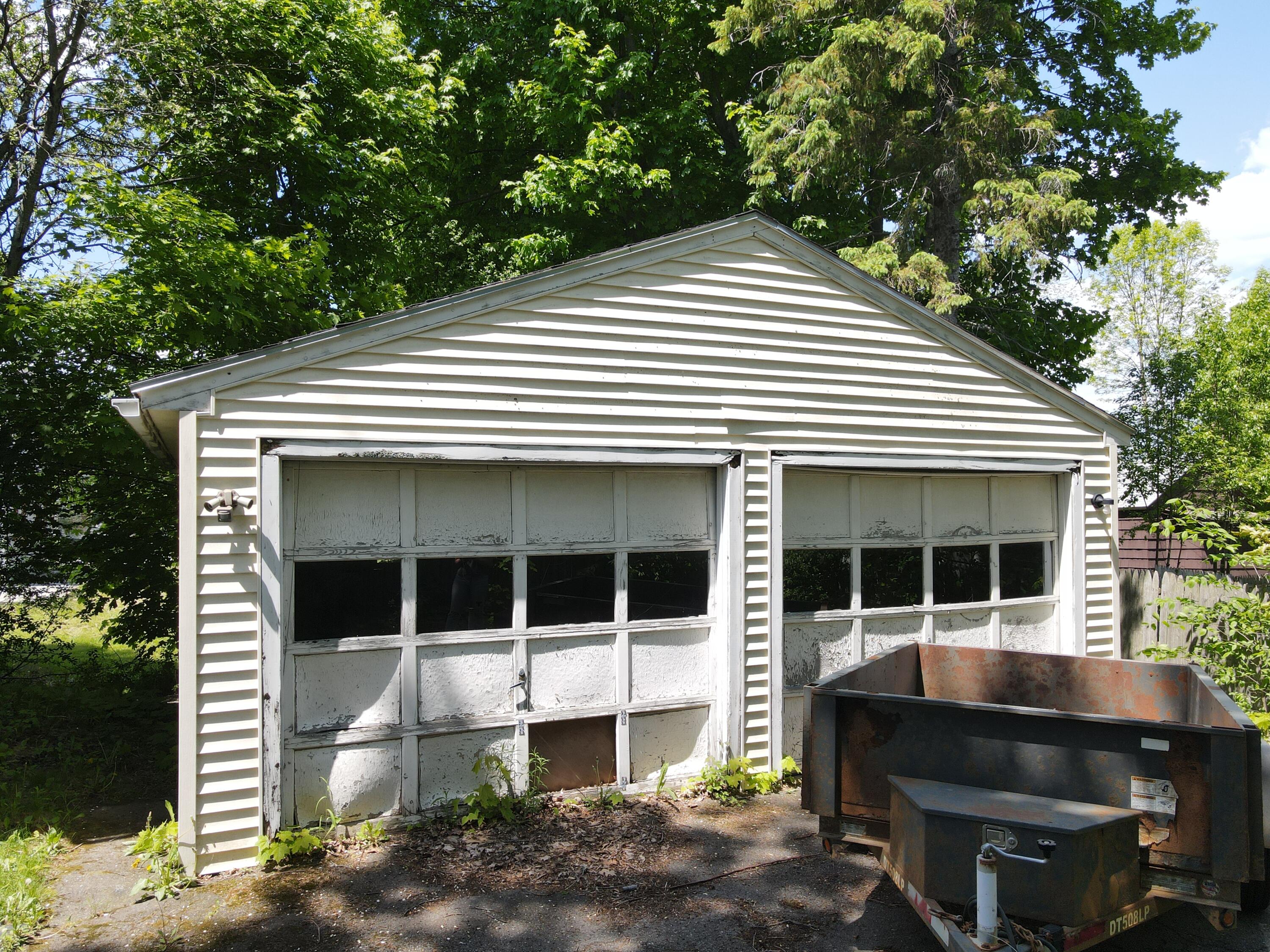 19 Russell Street Bangor, ME 04401 - Photo 32 of 33 31