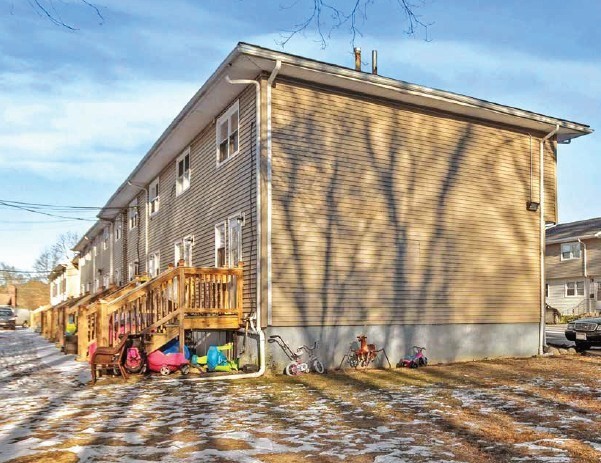 174 Pine Street Holbrook, MA 02343 - Photo 9 of 24