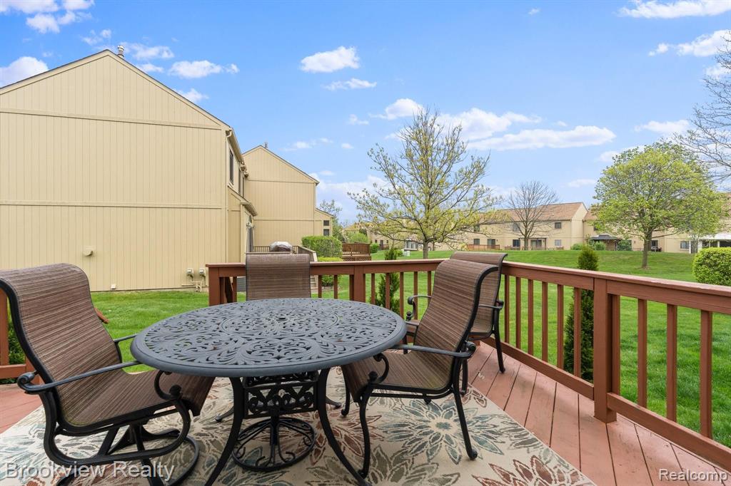 2255 Crystal Drive Rochester Hills, MI 48309 - Photo 24 of 29