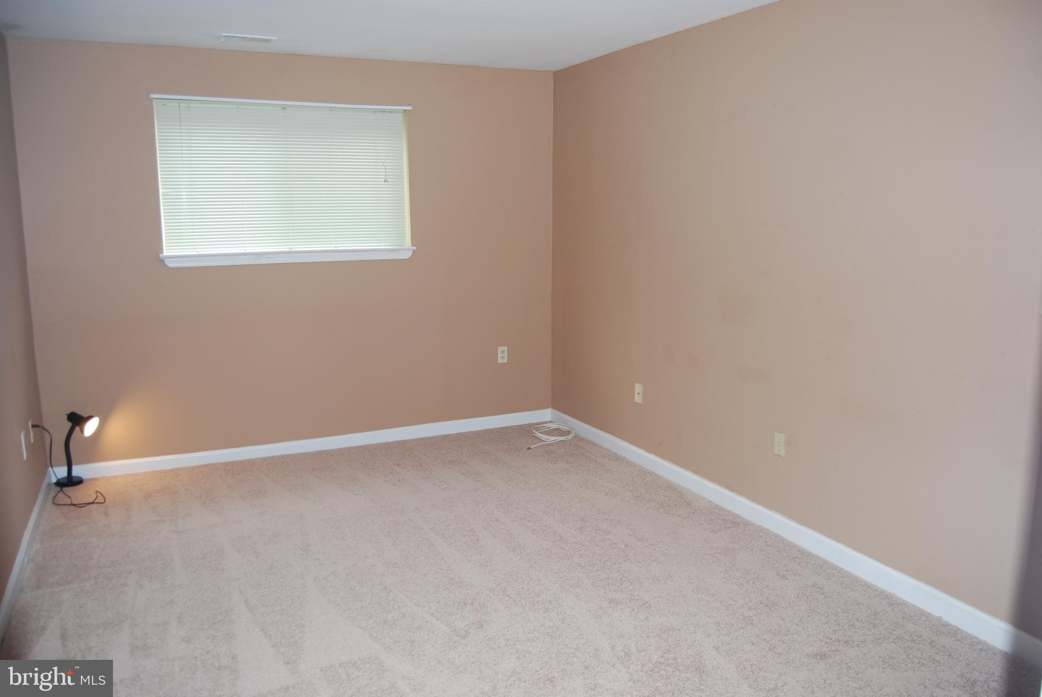 6710 Ridge Road, Unit 102 Baltimore, MD 21237 - Photo 18 of 27 Neutral Colors!