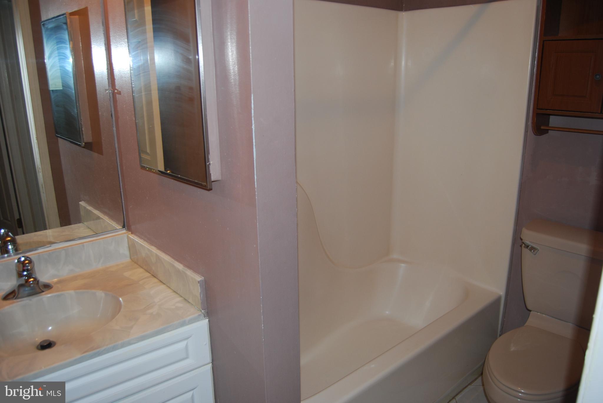 6710 Ridge Road, Unit 102 Baltimore, MD 21237 - Photo 21 of 27 Full Bath!