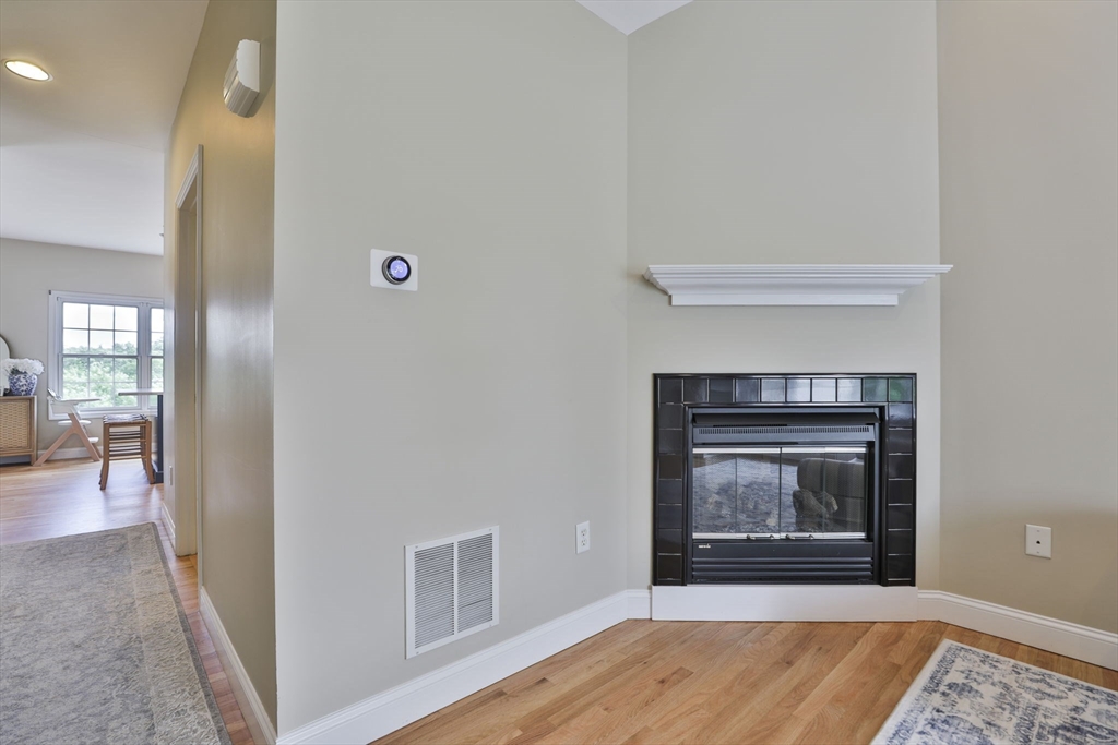 72 Mountain Village Road, Unit 72 Salem, NH 03079 - Photo 6 of 32