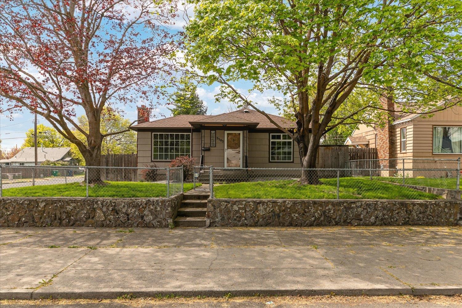 5103 North Post Street Spokane, WA 99205 - Photo 2 of 49