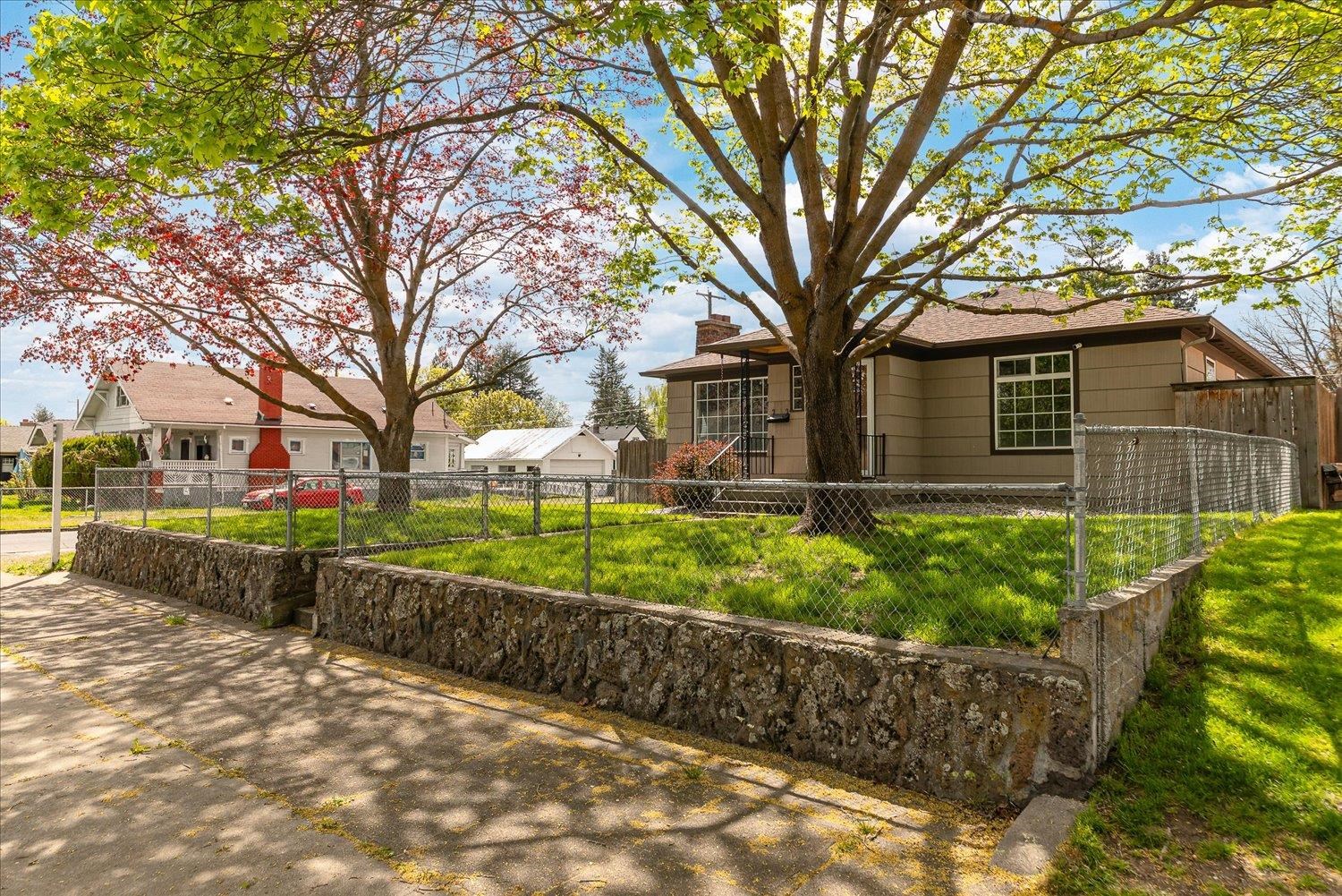 5103 North Post Street Spokane, WA 99205 - Photo 5 of 49