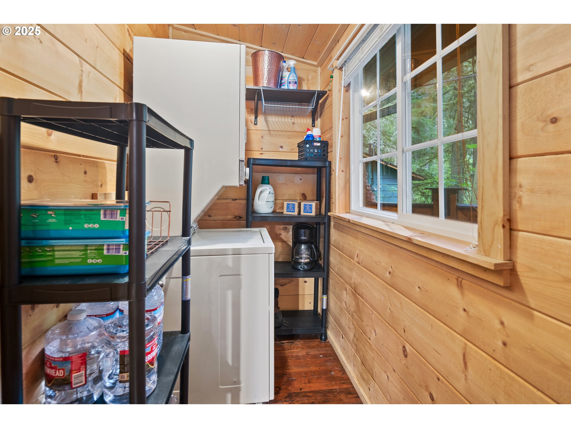 27172 East Marion Road Rhododendron, OR 97049 - Photo 28 of 48 a utility room with dryer and washer