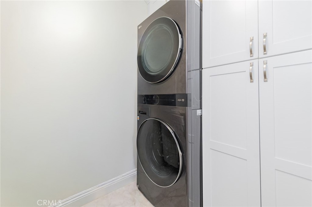 7 Fairside Irvine, CA 92614 - Photo 13 of 28