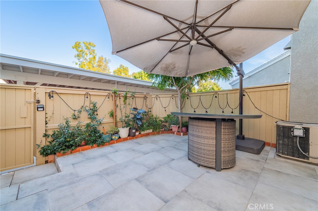 7 Fairside Irvine, CA 92614 - Photo 24 of 28