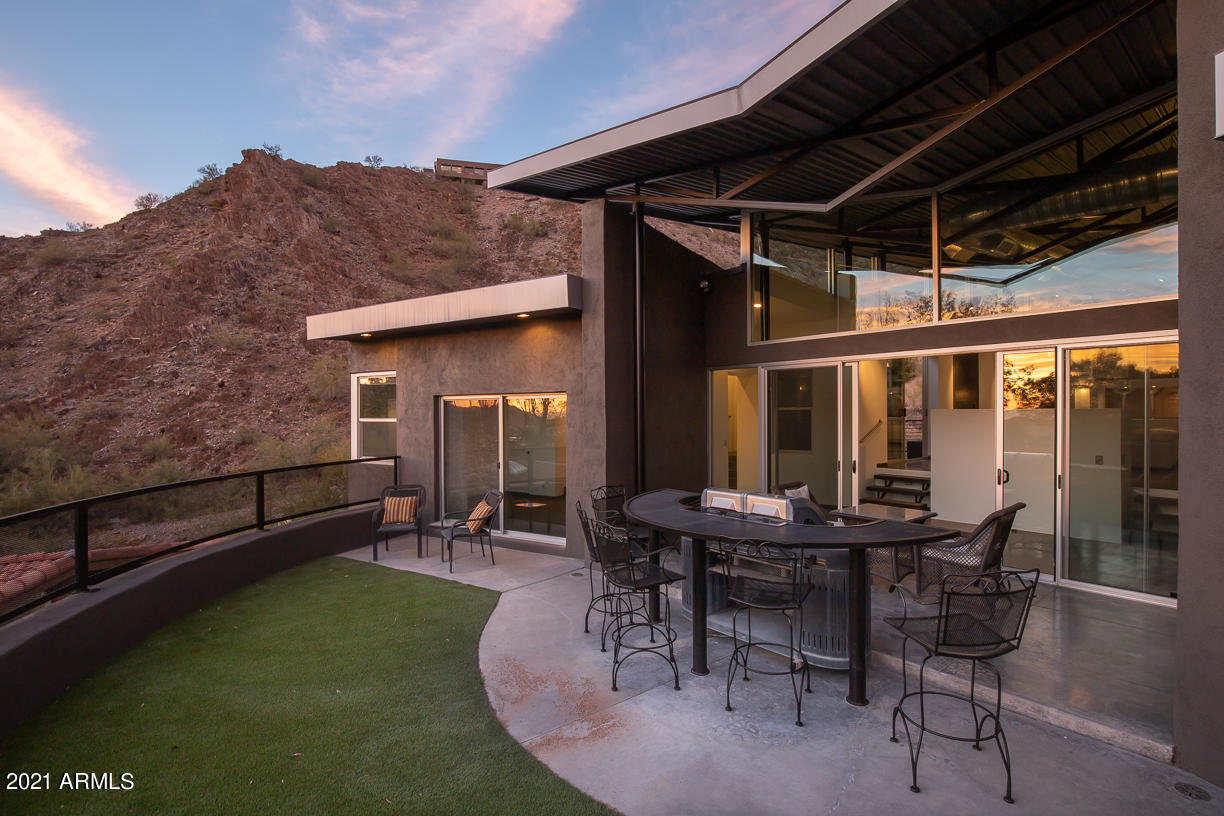 1902 East Mountain View Road Phoenix, AZ 85020 - Photo 20 of 26 a view of outdoor space yard and patio