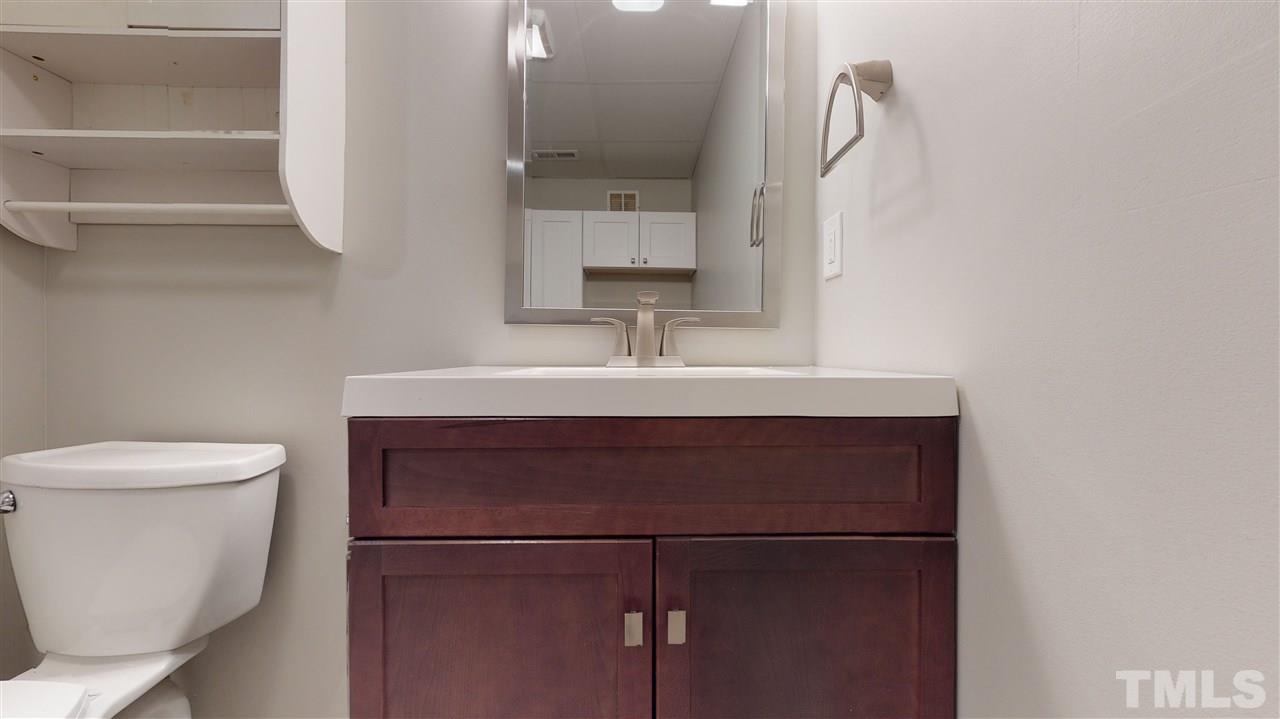 1300 Ashburton Road Raleigh, NC 27606 - Photo 25 of 30
