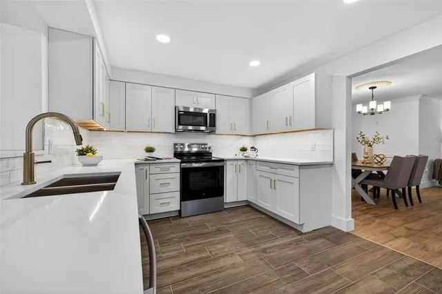 $349,000 | 1000 Rafael Boulevard Northeast, Unit 1, St. Petersburg, FL 33704