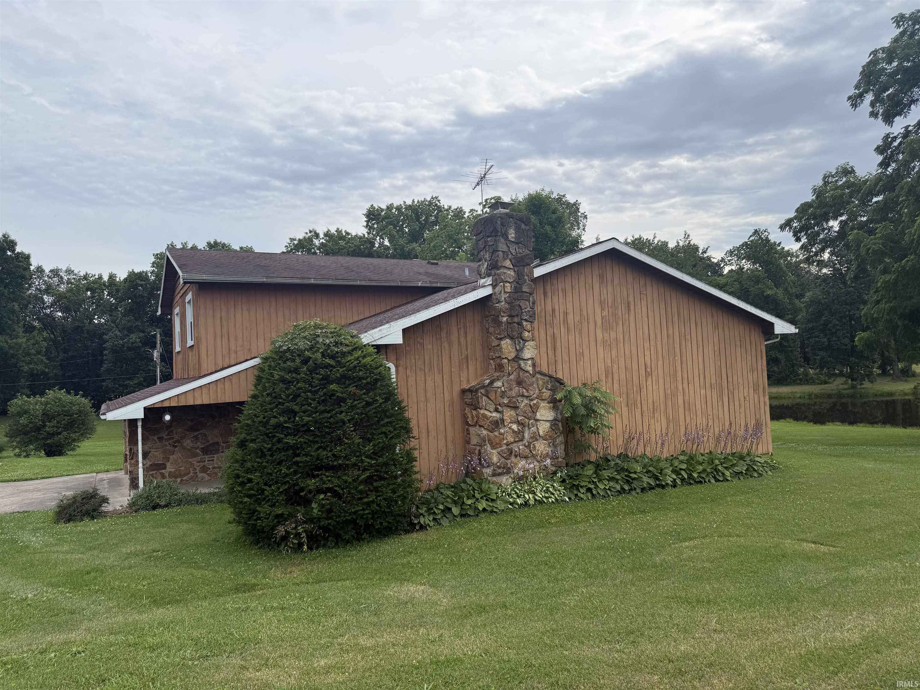 2919 Schooling Road Spencer, IN 47460 - Photo 5 of 48
