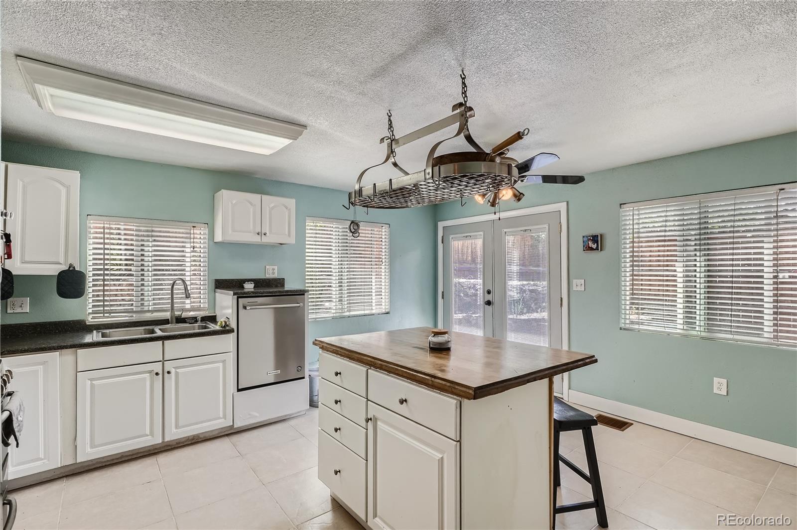 2845 Southeast Grapevine Road Idledale, CO 80453 - Photo 7 of 28