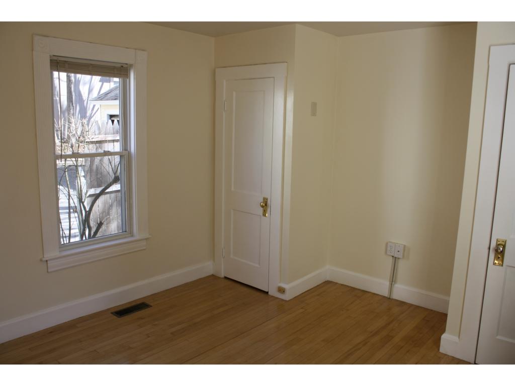685 Maple Street Manchester, NH 03104 - Photo 14 of 18 Gallery Image 14