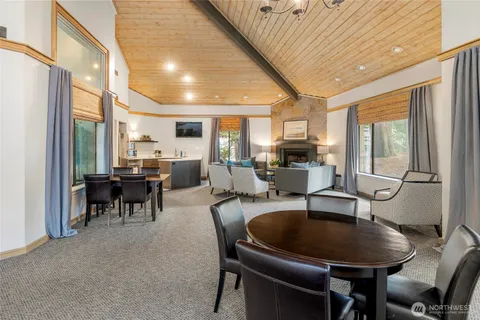 $575,000 | 1336 Bellevue Way Northeast, Unit 4, Bellevue, WA 98004